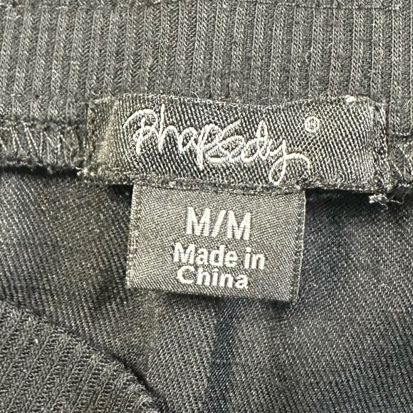 Rhapsody Neutral Black Sleeveless Romper with pockets - Picture 11 of 11